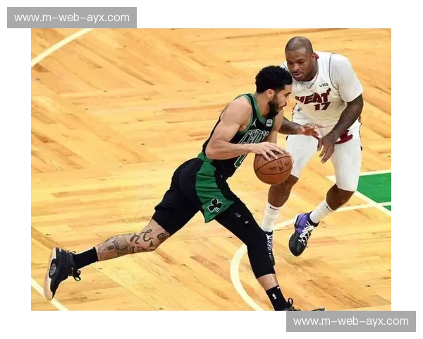 雷霆大胜太阳27分 板凳匪徒合砍72分展现恐怖阵容深度